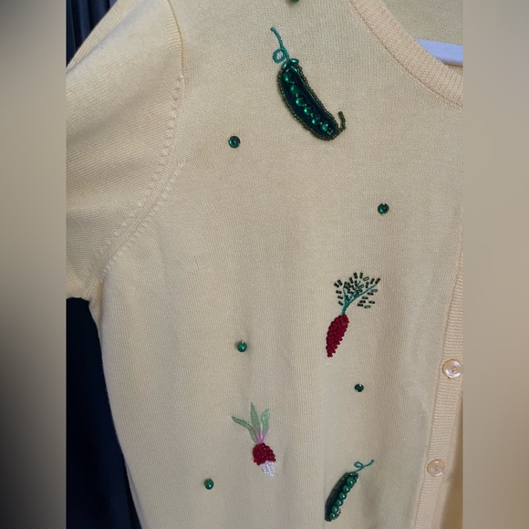 Quacker Factory Yellow Beaded & Embroidered Cardigan Sweater Size 1X - Picture 3 of 7